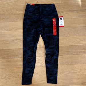 DANSKIN NEW Women’s Black Navy Camo Active High Rise 7/8 Leggings seam 25”